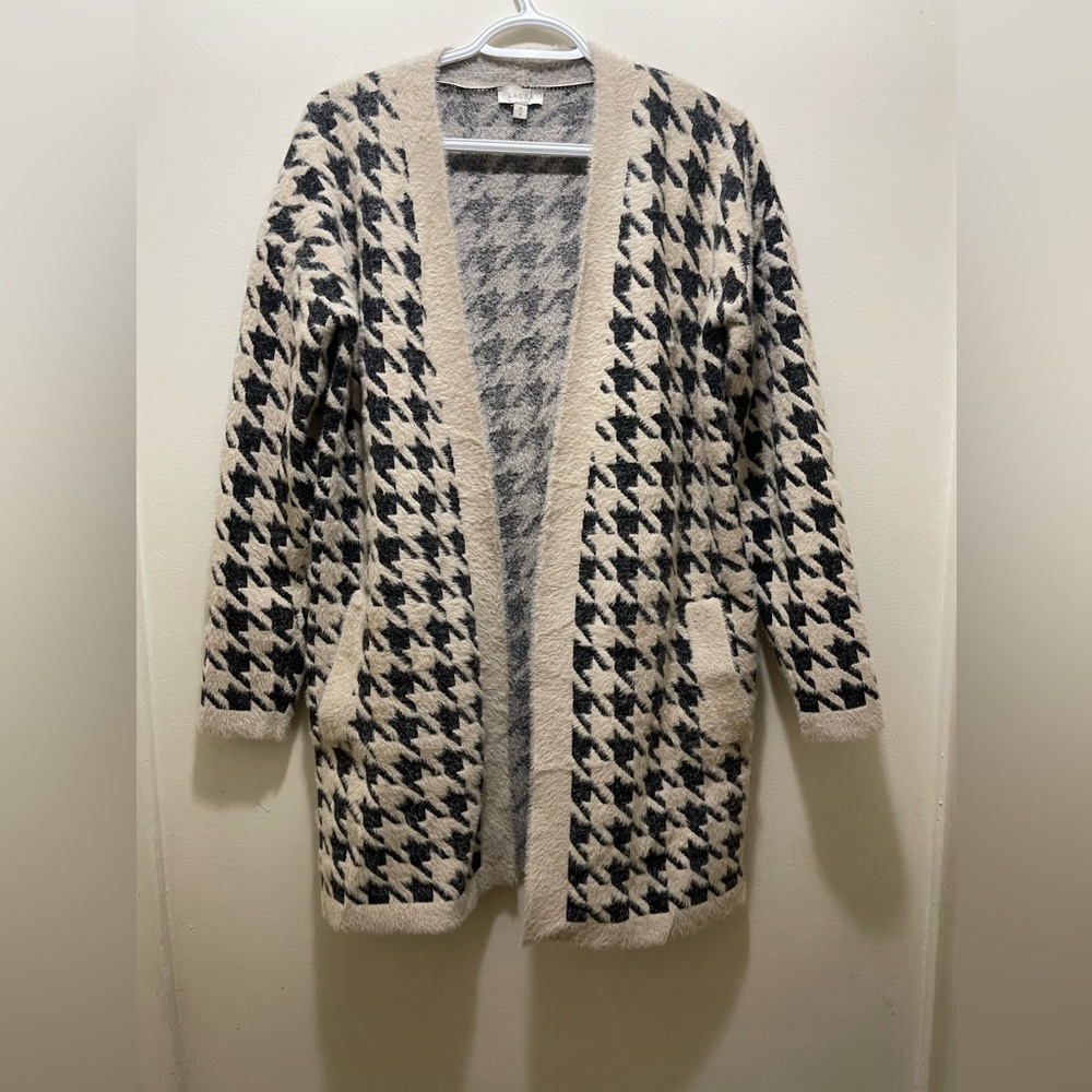Laura Houndstooth Women's Black and White  Cardigan Women's Size US M